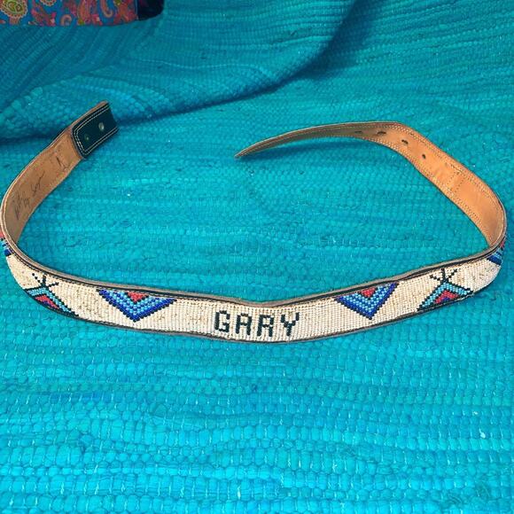 VINTAGE NATIVE ARTIST SONYA SIGNED BEADED LEATHER BELT W/ "GARY" NAME - Picture 1 of 4